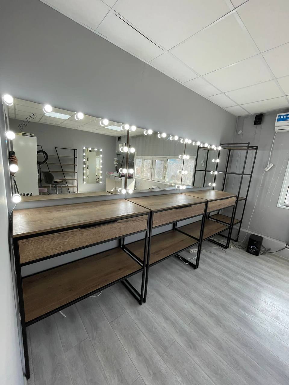 Гримерные столы (лофт)